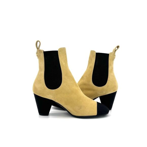 NEW Chanel Suede Kidskin Grosgrain CC Logo Cap Toe Chelsea Short Boots 37.5 - Picture 3 of 8